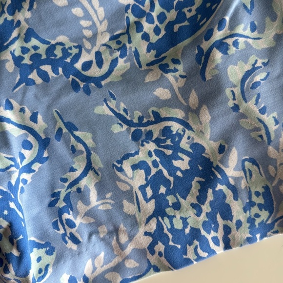 Lilly Pulitzer Callahan Knit Short Blue Peri Turtley Awesome Size 4 Stretch - Picture 9 of 9